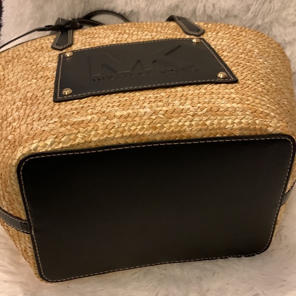 MICHAEL KORS large drawstring tote - Picture 9 of 11